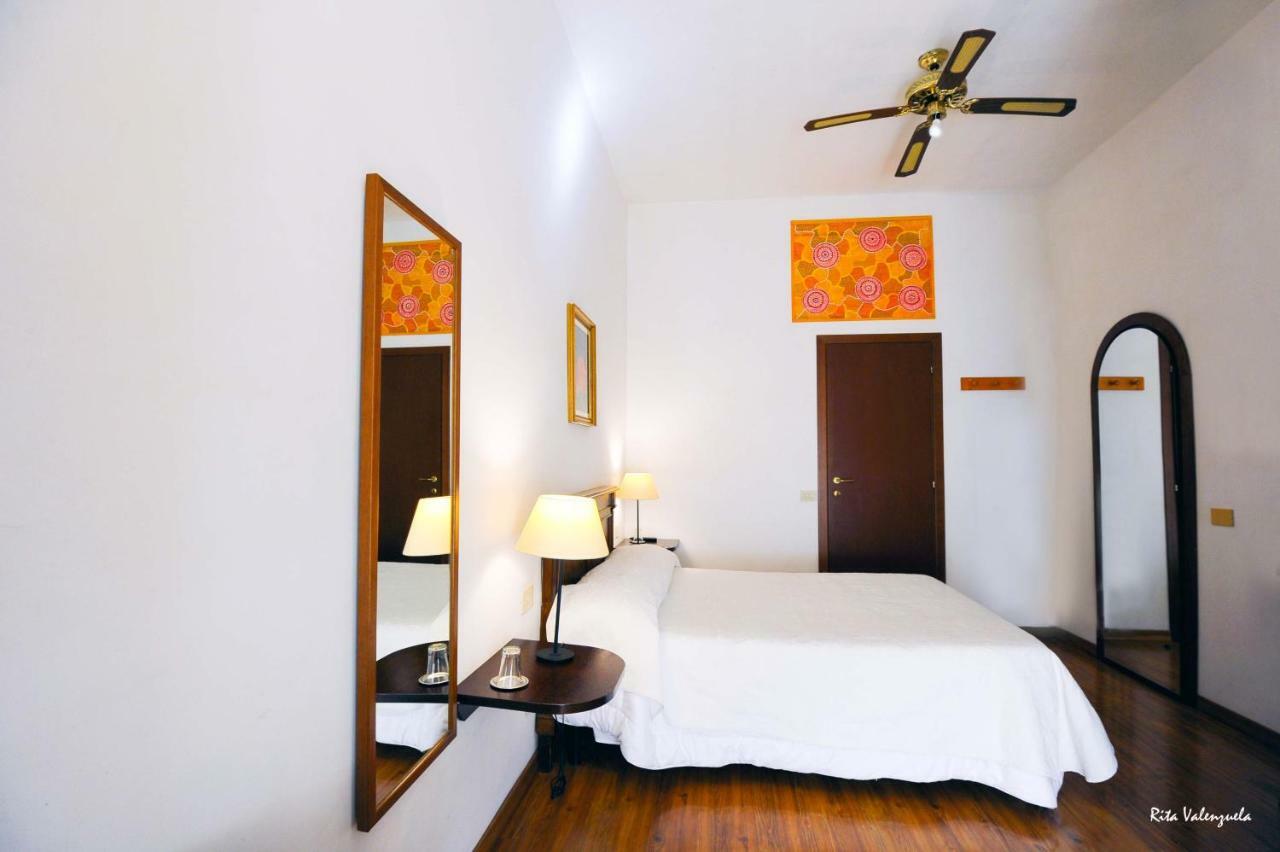 Federici Guest House ローマ エクステリア 写真