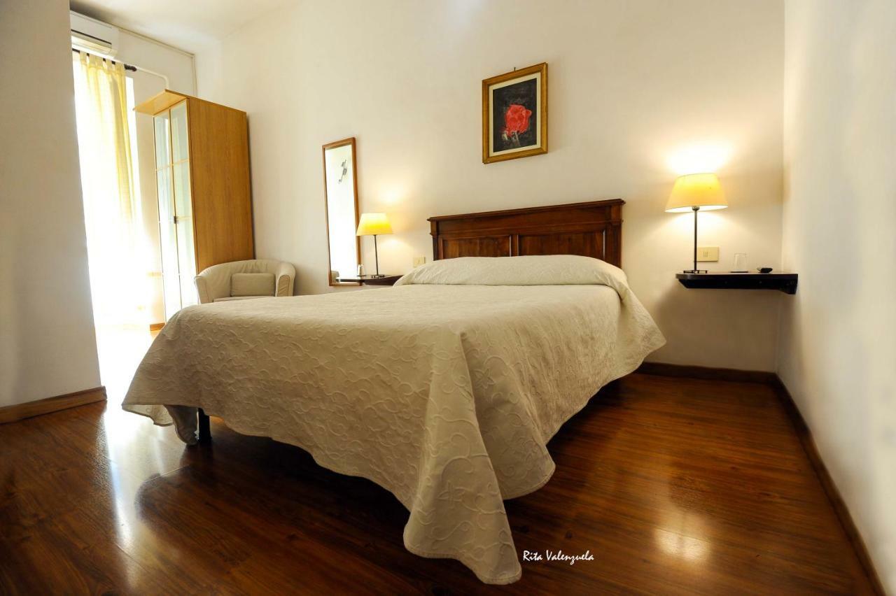 Federici Guest House ローマ エクステリア 写真